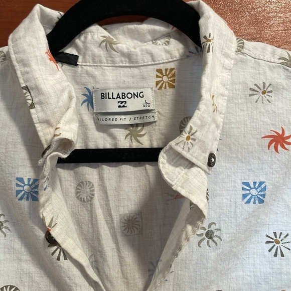 Billabong Shirt - Picture 2 of 3